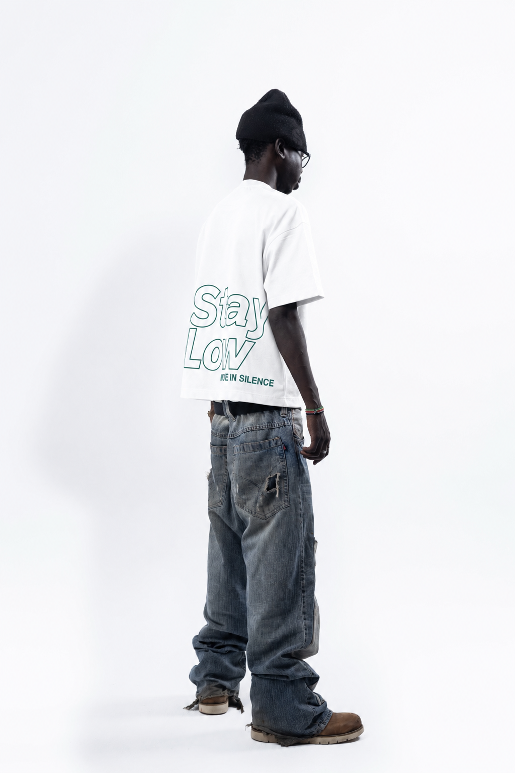 STAY LOW WHITE UNISEX T-SHIRT - OCASO NEW SUMMER COLLECTION - صورة 1