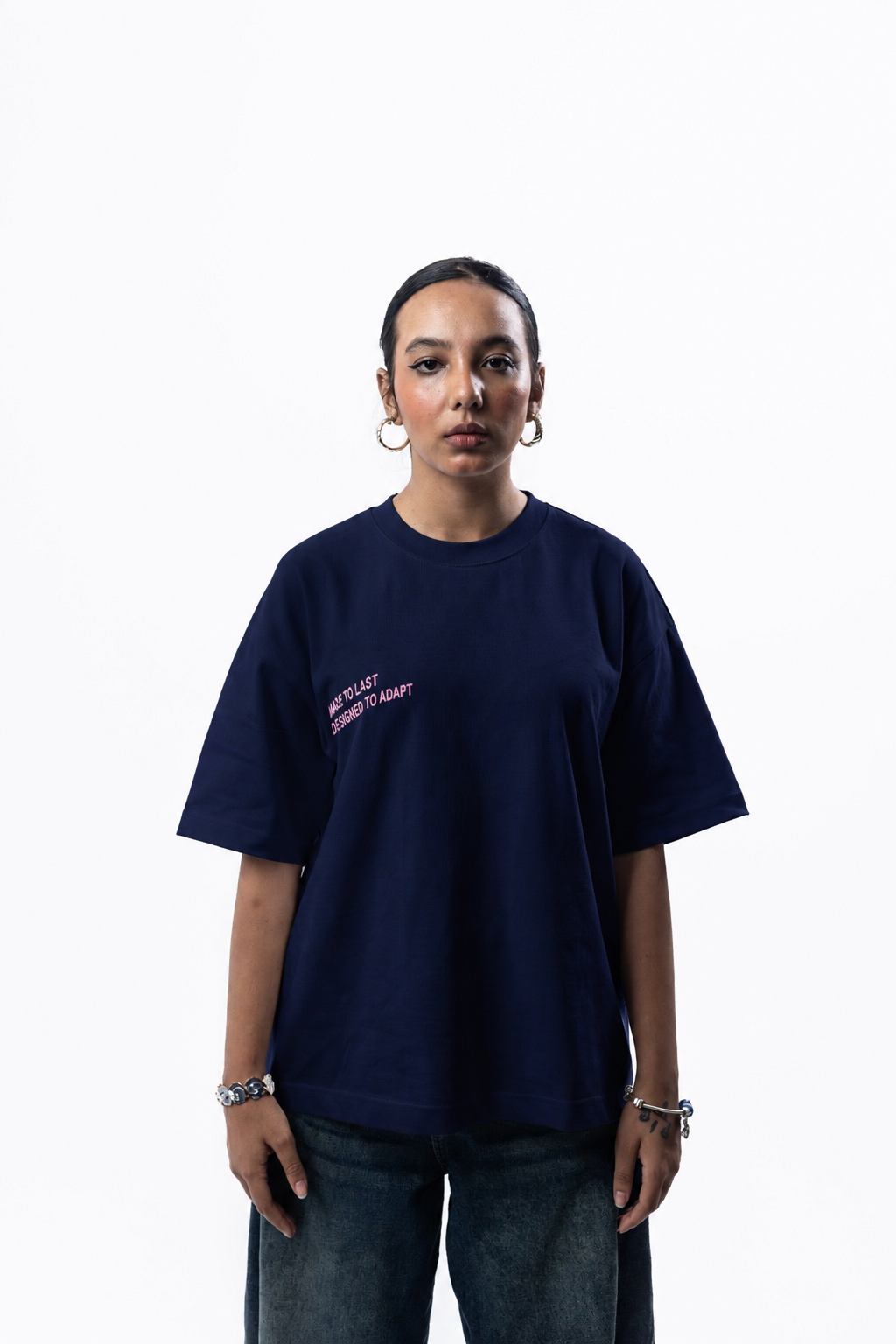 STAY LOW NAVY  UNISEX T-SHIRT - OCASO NEW SUMMER COLLECTION - صورة 3