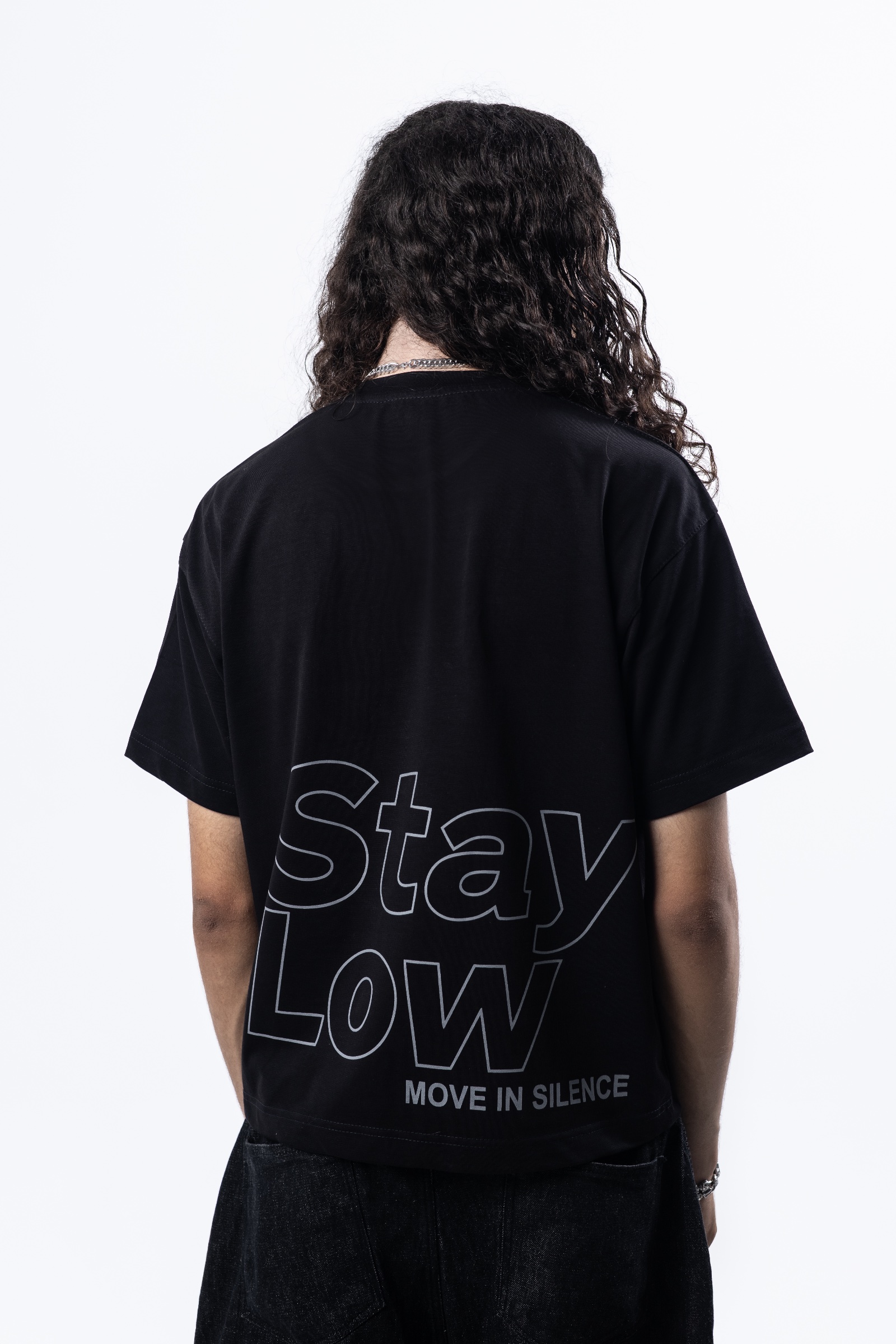 STAY LOW BLACK UNISEX T-SHIRT - OCASO NEW SUMMER COLLECTION - صورة 1